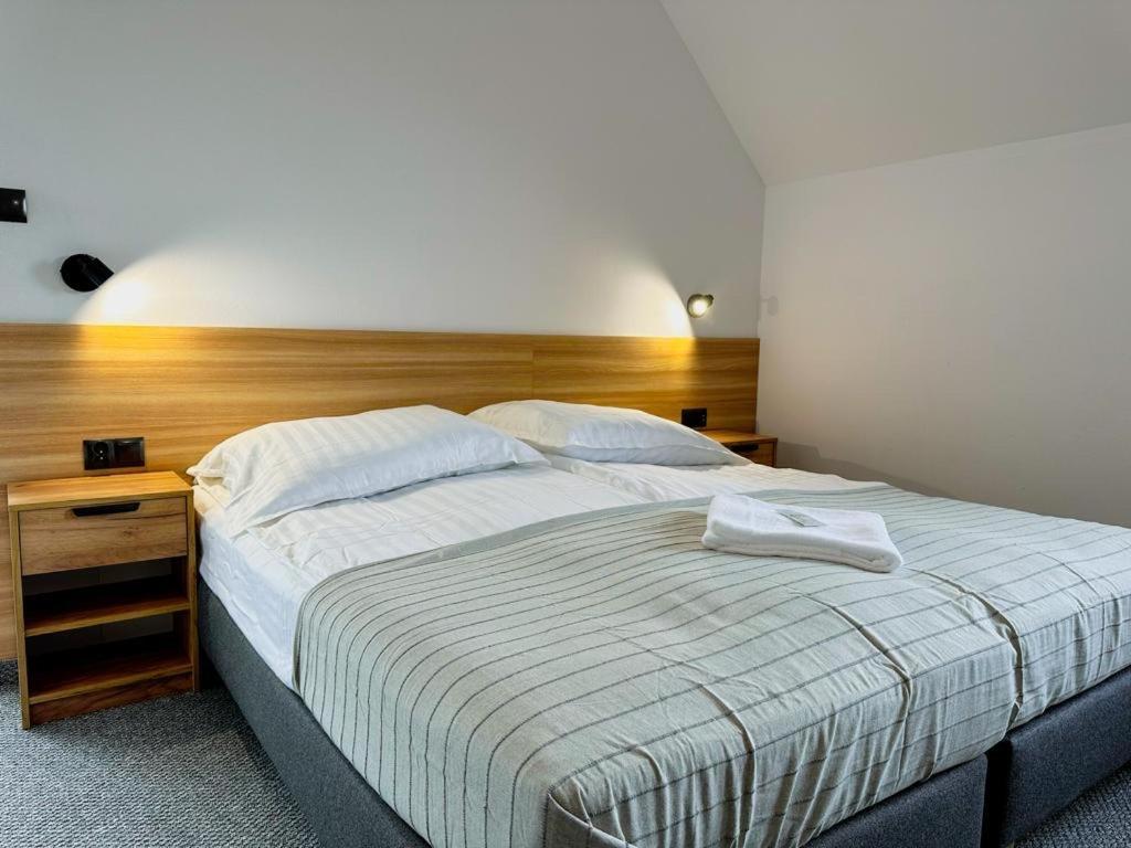 Hotel Czerwone Korale Cielimowo 외부 사진